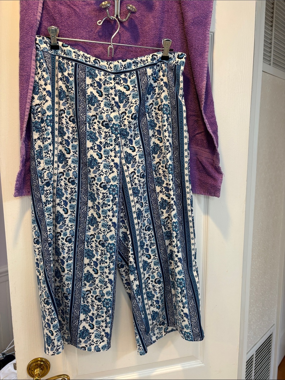 H&M Blue and White Floral Wide-Leg Pants
